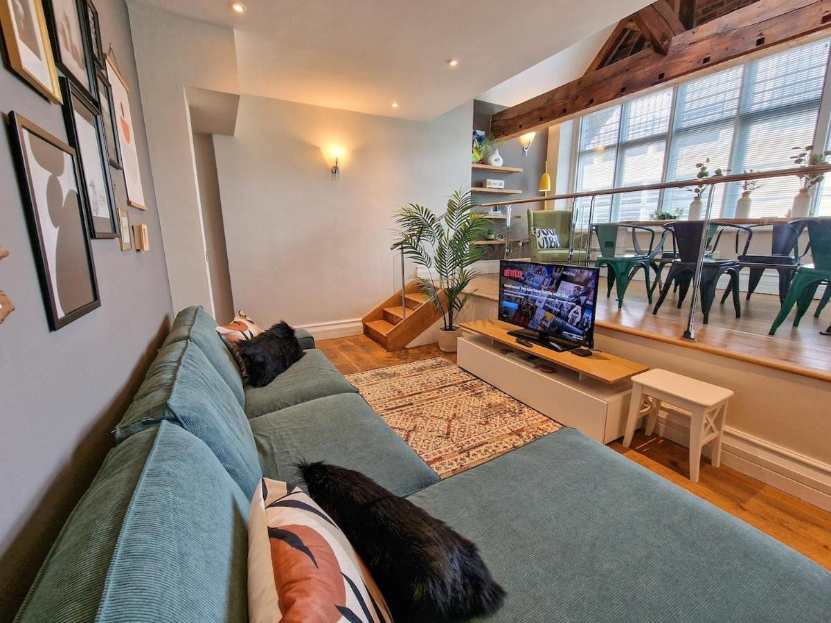 Casa de férias Luxury Piccadilly Duplex Flat By Superhost *